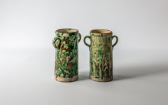 Terrakotta Vasenpaar aus Basilikata in Verlaufsglasur.