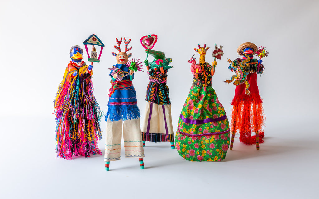 Karneval Figuren (fünf): Bemalte Holzarbeit