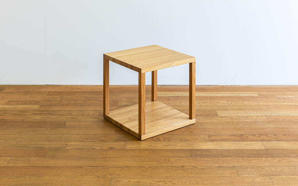 Hocker/niedriger Tisch C.S.3.0