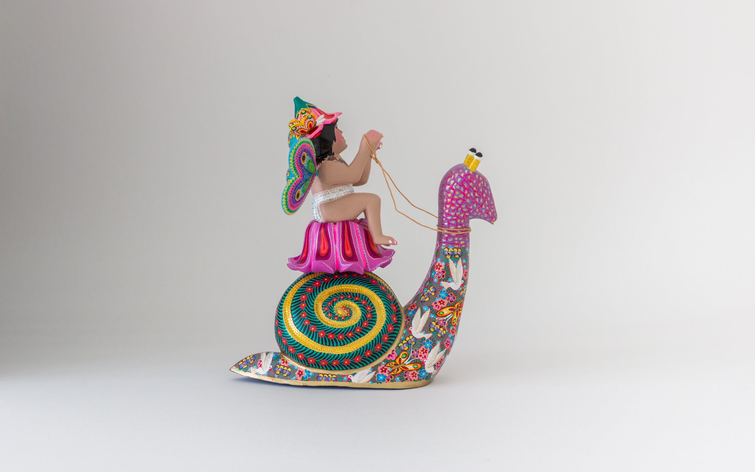 Schneckenfee, Fairy on Snail, Seitensicht