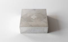 Guilloche Schachtel in 925 Silber mit geometrischem Design 