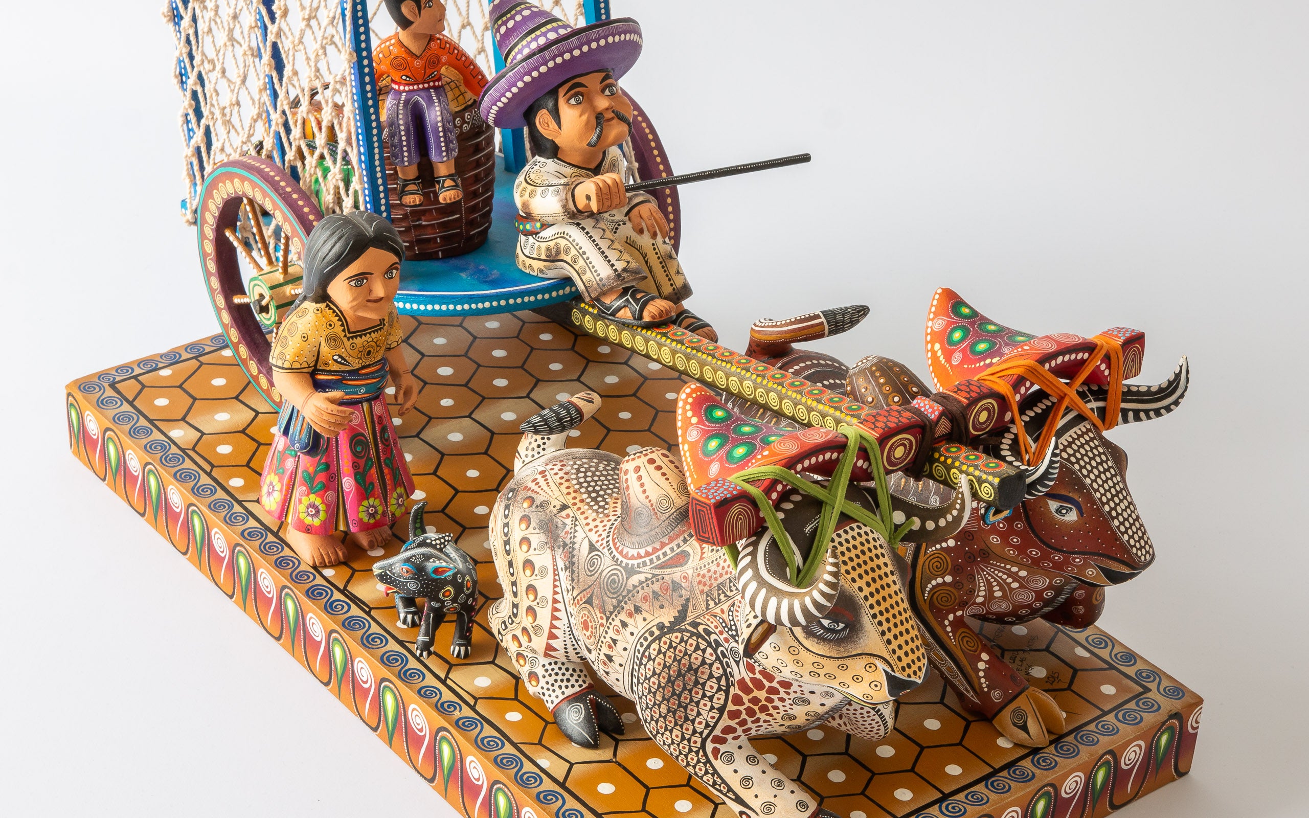 Ochsenkarren: Sicht von oben auf die bunte Szene, Kunsthandwerk aus Oaxaca, von Manuel Cruz Prudencio, Oaxaca.
