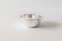 Risottiera aus reinem Silber zum Kochen mit niedrigen Temperaturen.